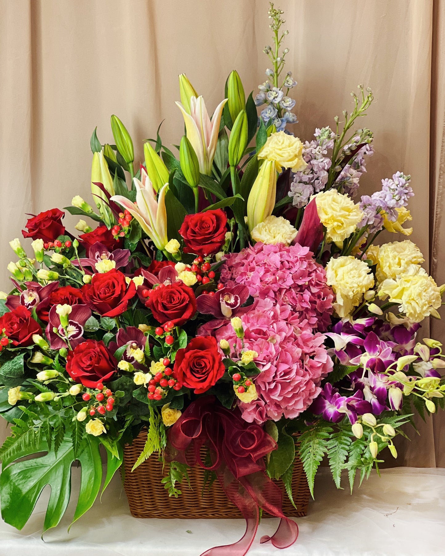 Grandiose Gesture Flower Basket | Flower Basket