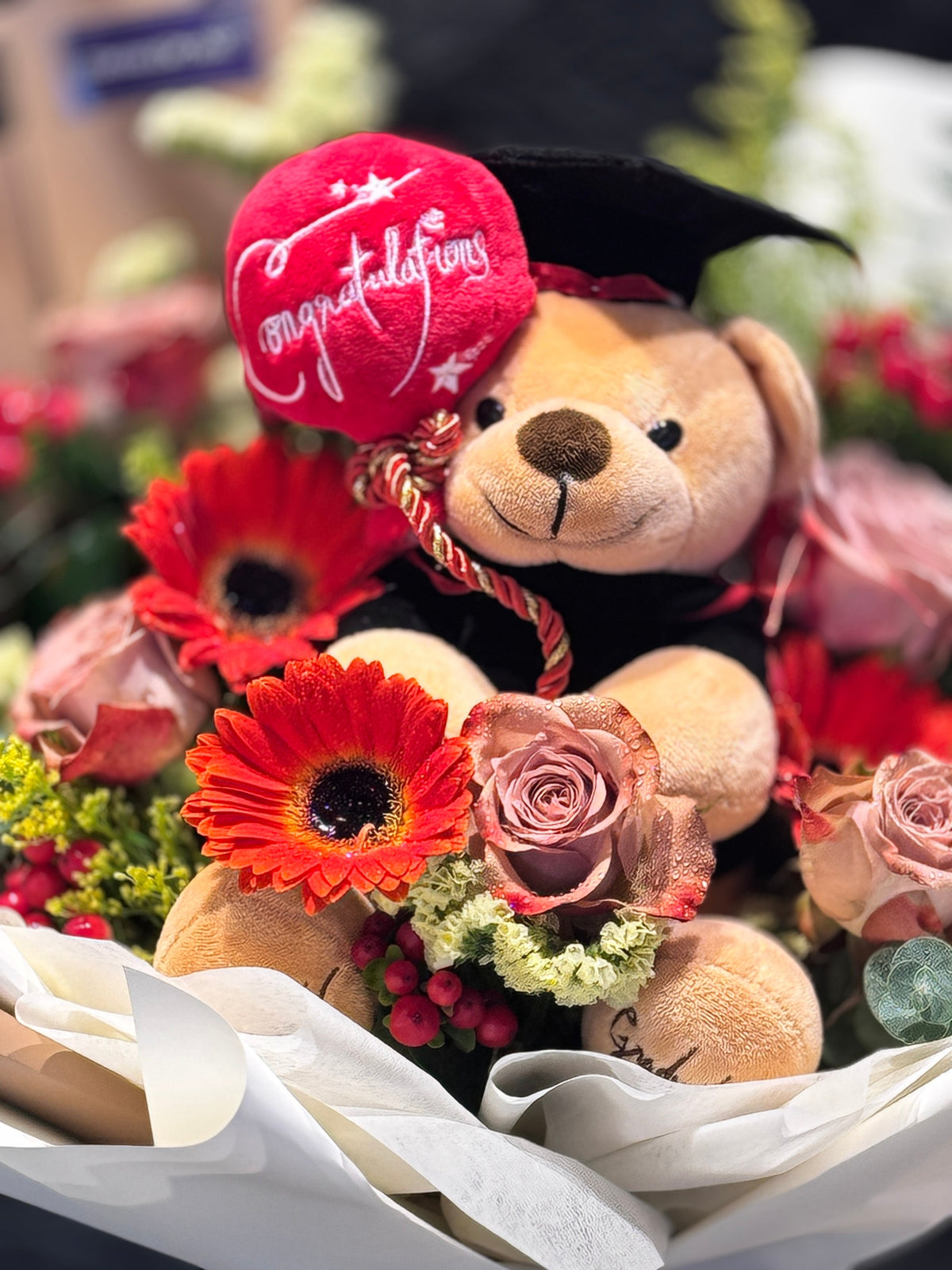 Congratulations Balloon Graduation Bear