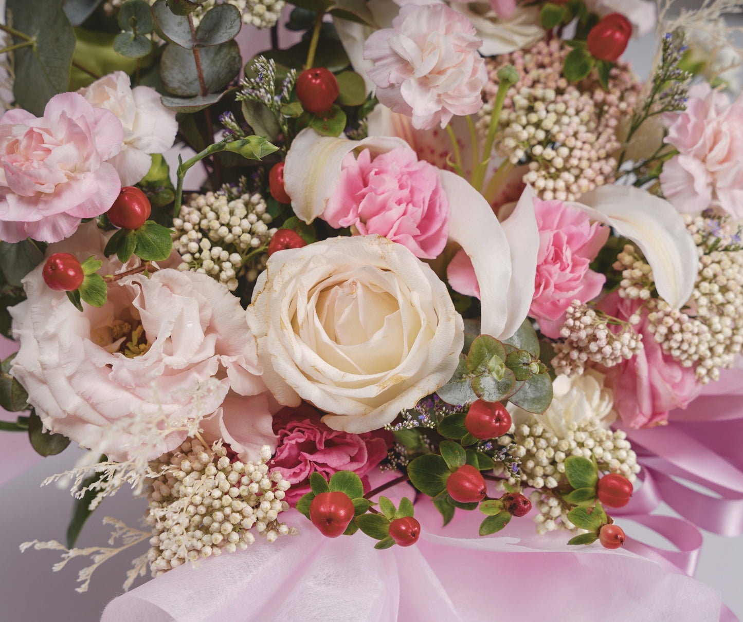 Roses & Eustoma Flower Box | Flower Box