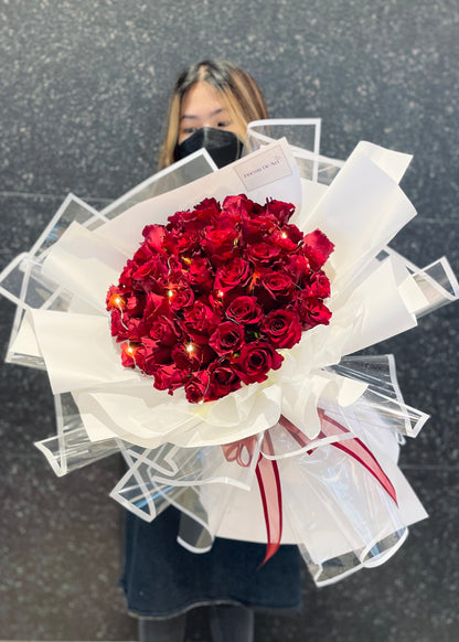 Enchanting Roses | Flower Bouquet