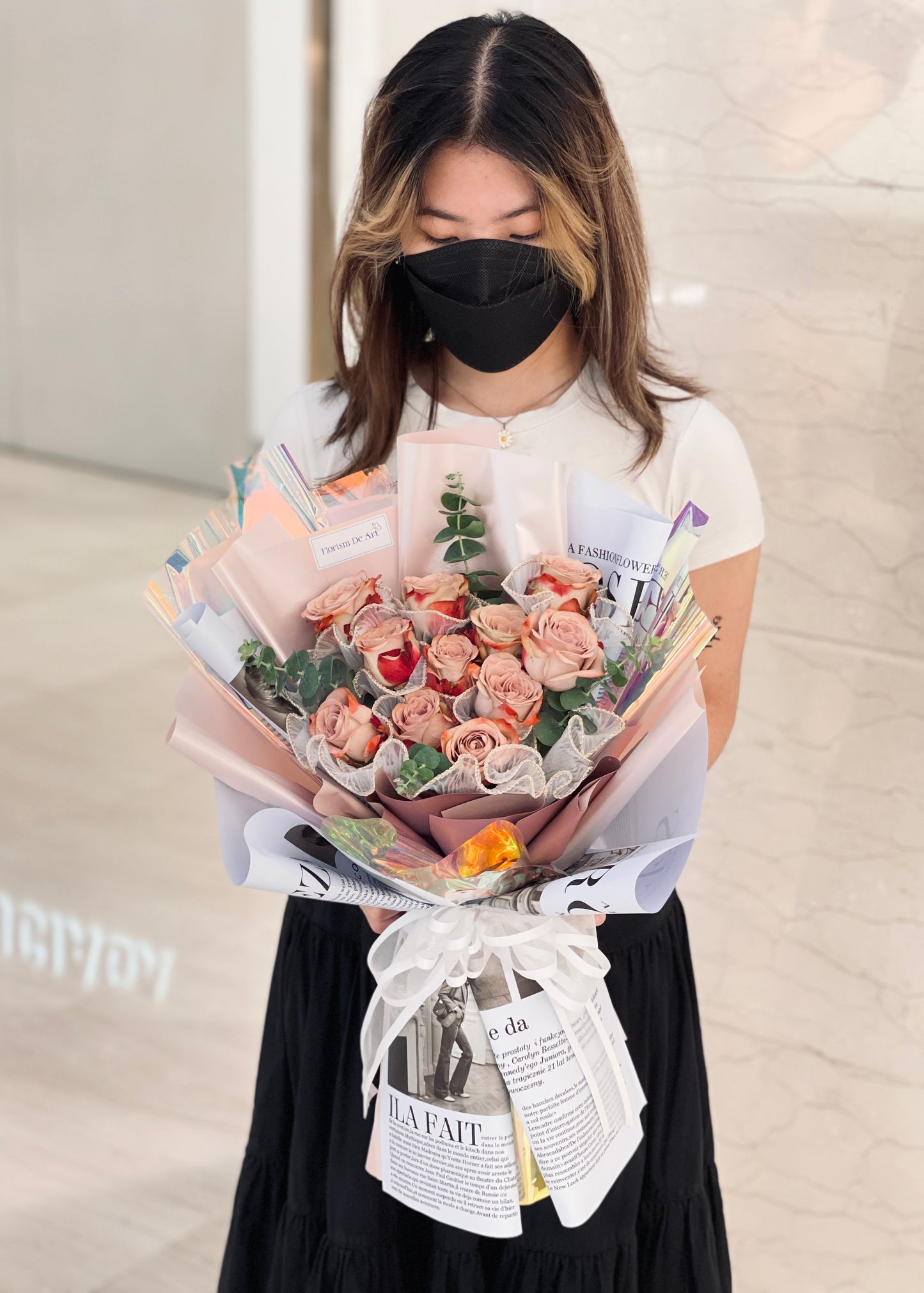 Ella Cappuccino Roses | Hand Bouquet