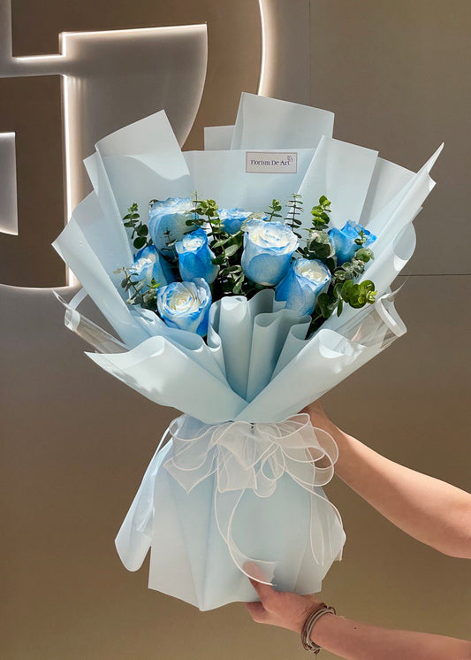 Sky Blue Roses | Hand Bouquet