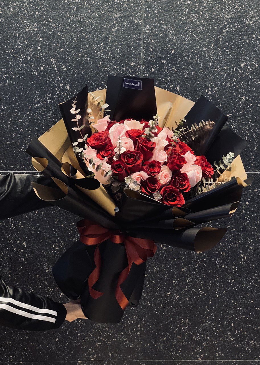 Shades of Gold Roses | Flower Bouquet