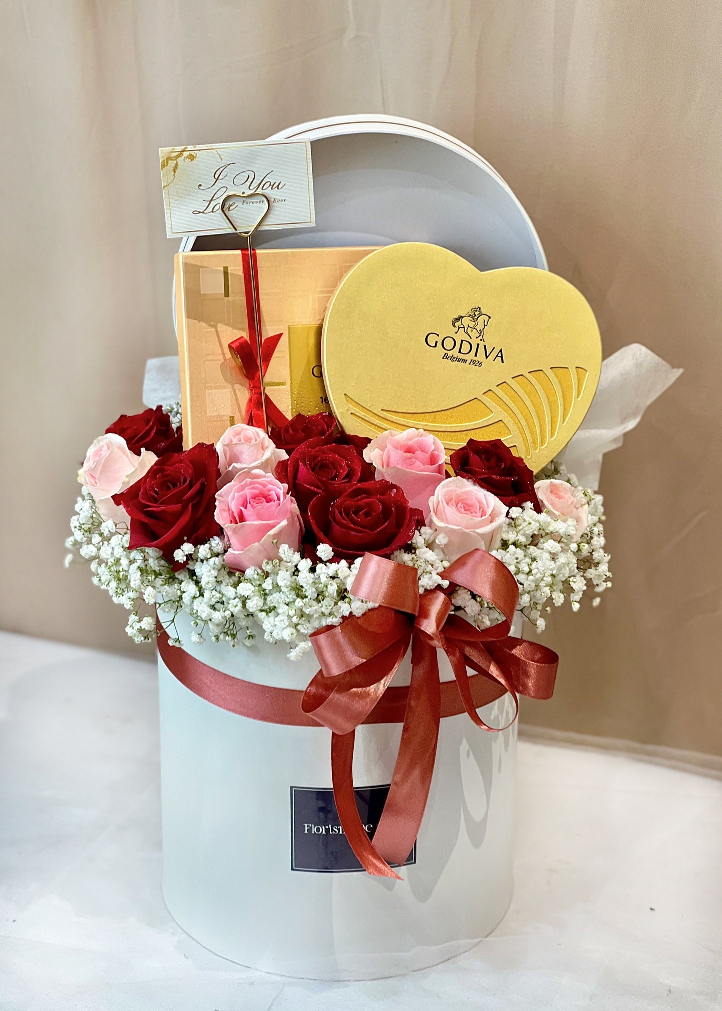 Sweet Treat Delight | Chocolate Roses Box