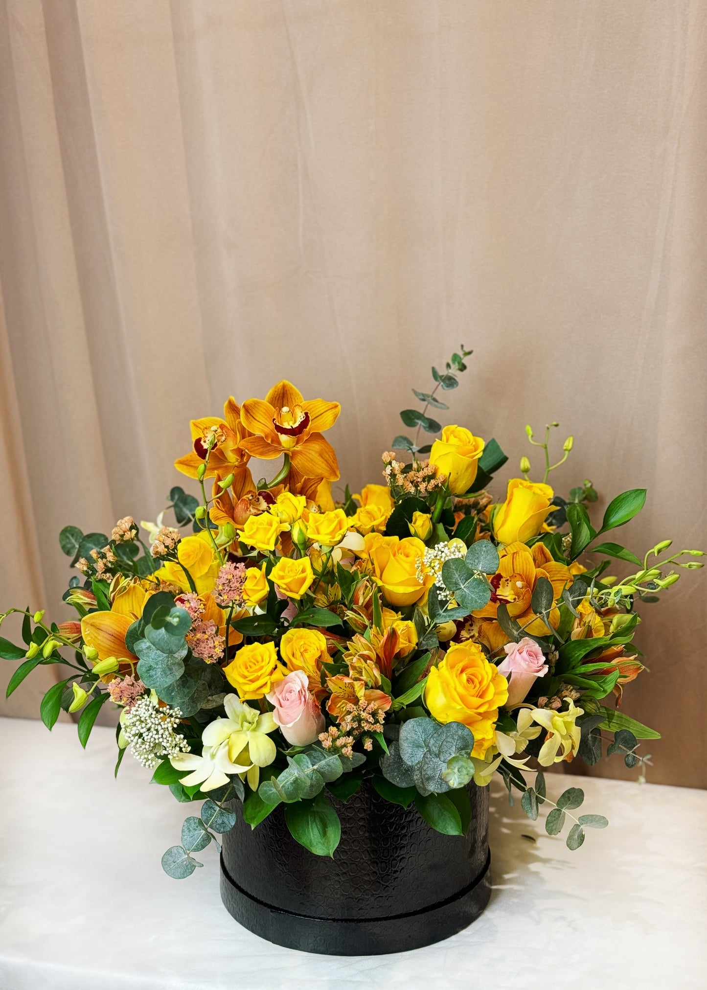 Meldina Golden Flower Box | Raya Collection 2024