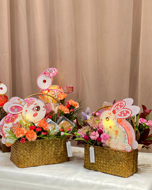 Lunar Blossom Basket | Mooncake Flower Set
