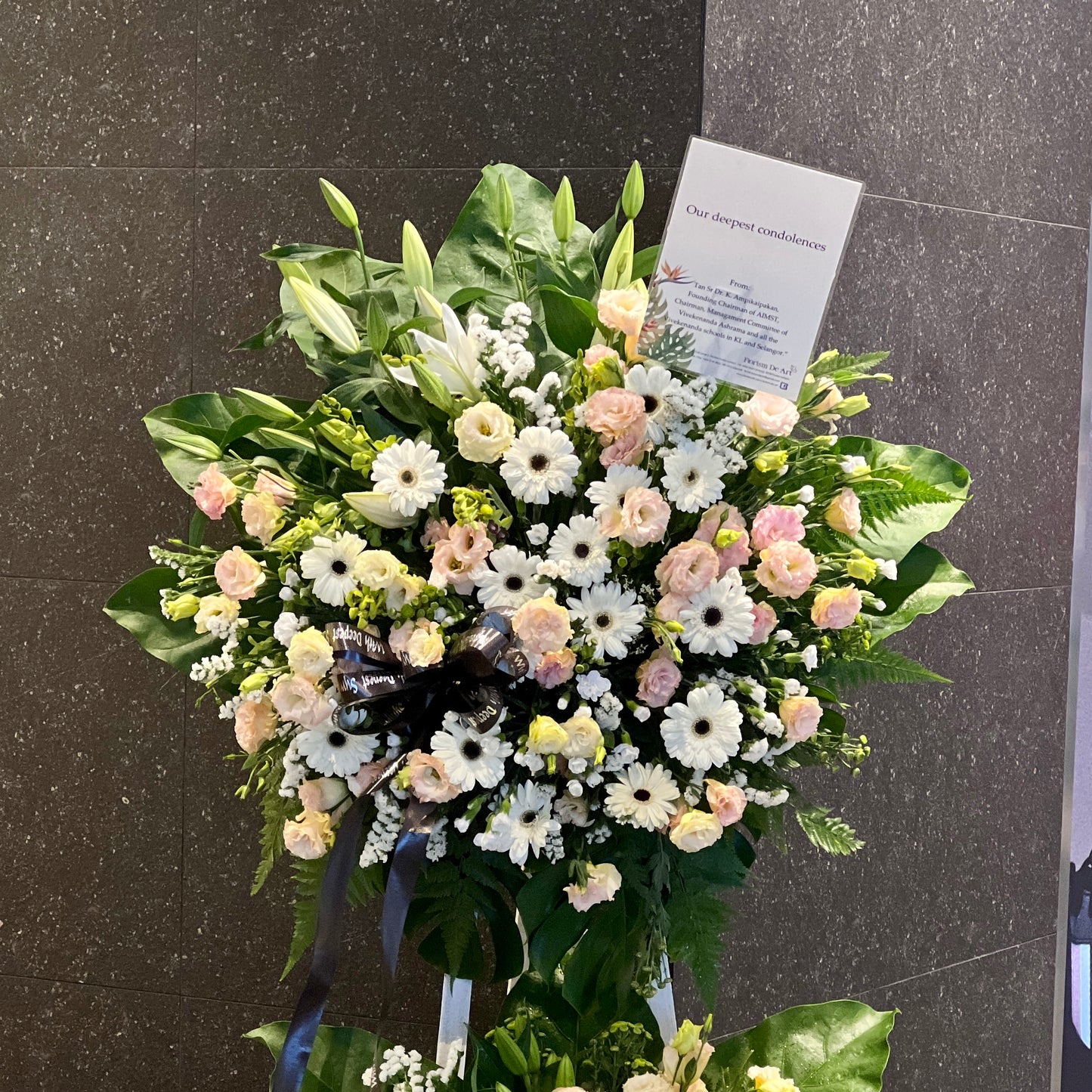 CSDS 5010 | Condolence & Funeral Flowers