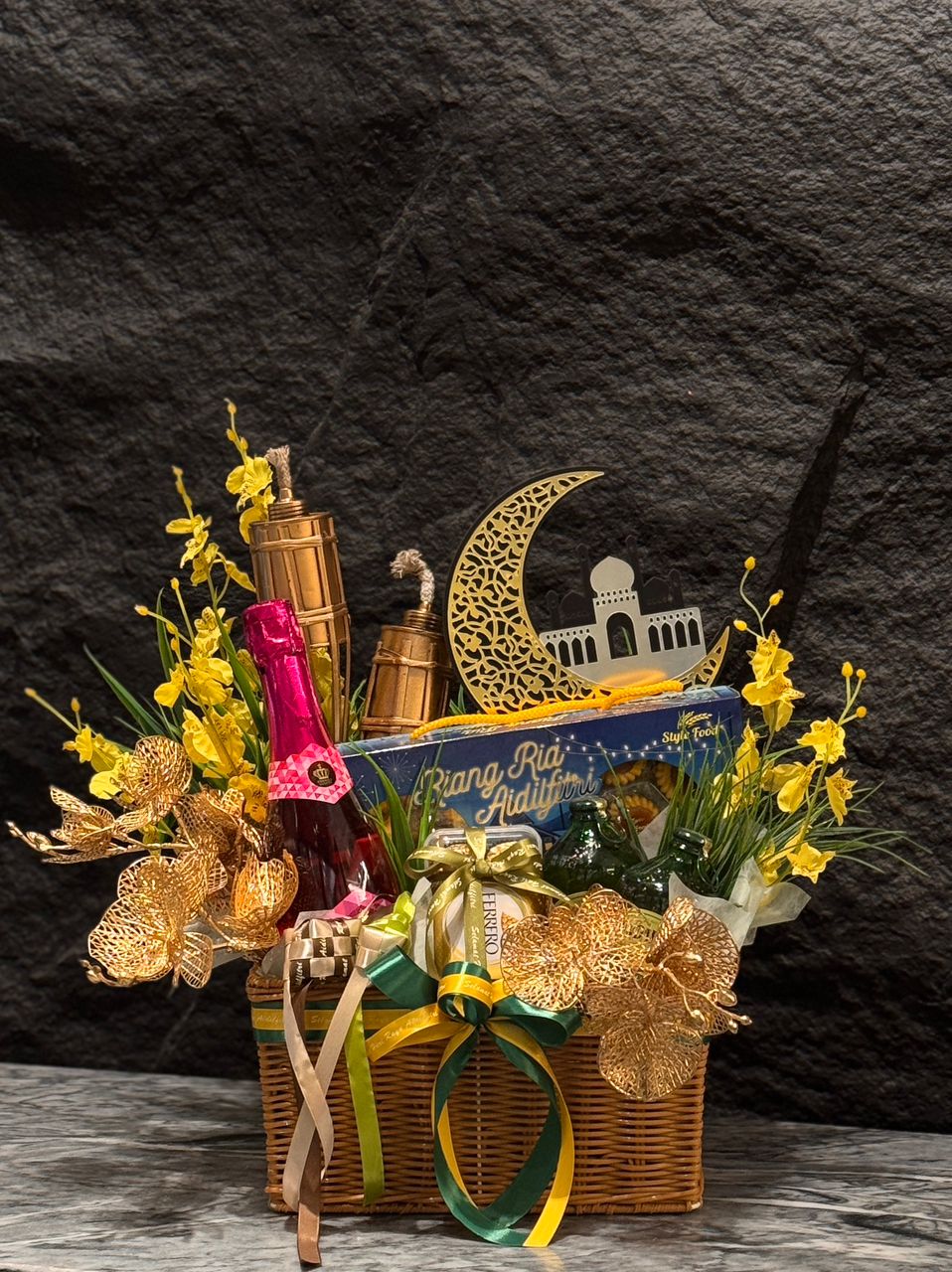 Golden Crescent Festive Hamper