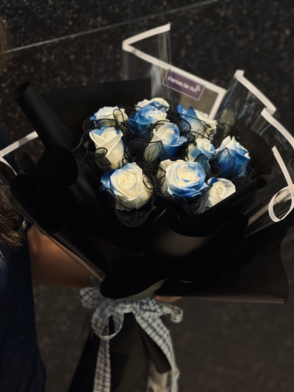 Deep Blue White Roses | Hand Bouquet