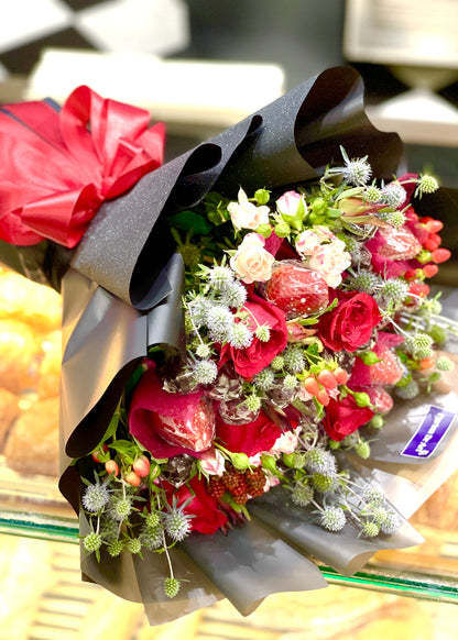 Roses and Strawberry Bouquet | Flower Bouquet
