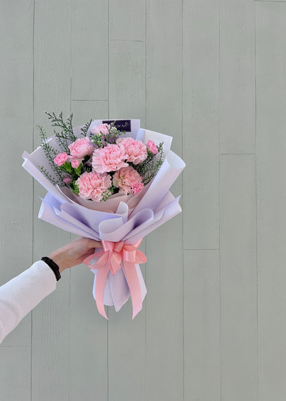 Eva Lavender Carnations | Hand Bouquet