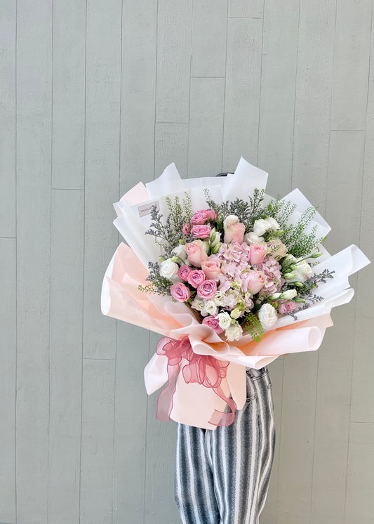 The Classic Soft Pink Bouquet | Flower Bouquet
