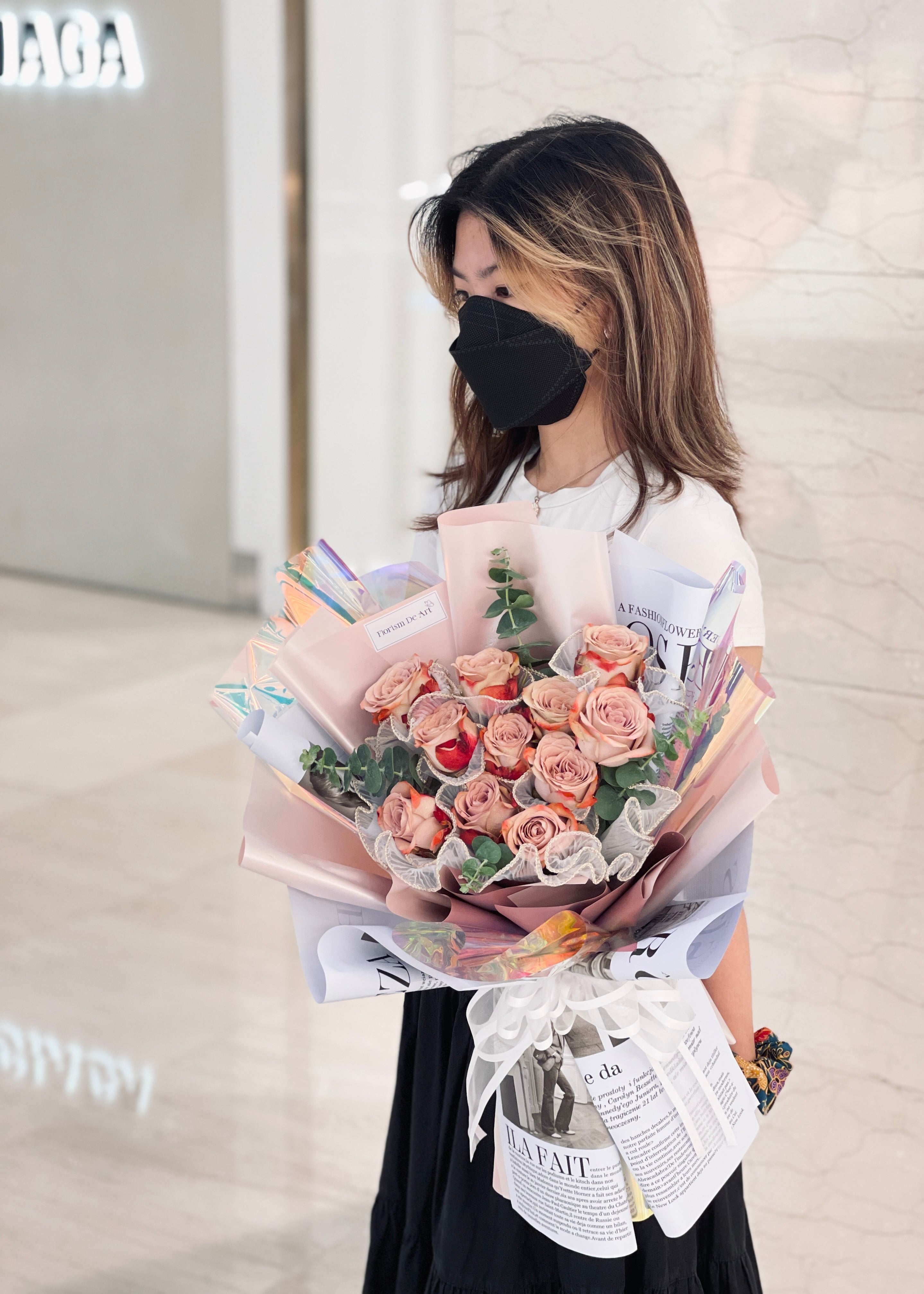 Ella Cappuccino Roses | Hand Bouquet – FlorismDeArt | Luxury Florist ...