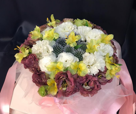 Fresh Maroon & White Eustoma "Cake" | Special Gift Box